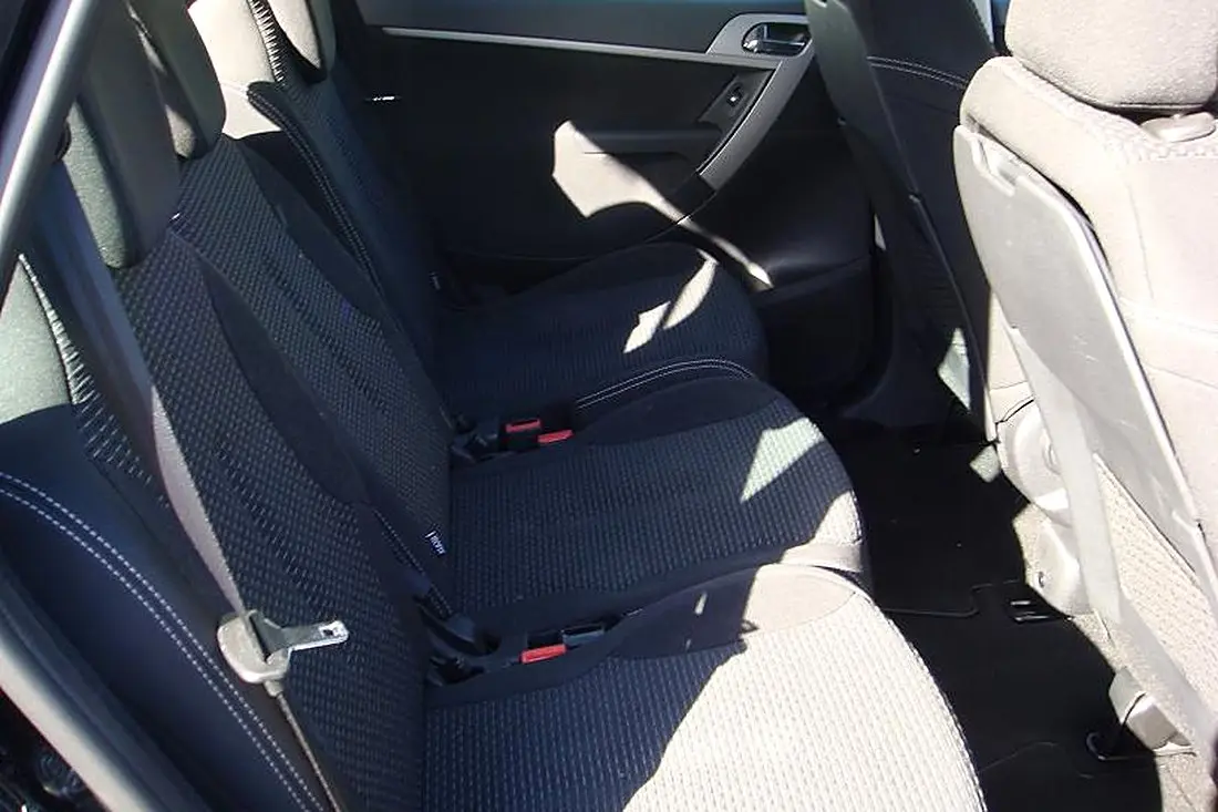 Trois sièges arrière individuels d'un Citroën C4 Picasso